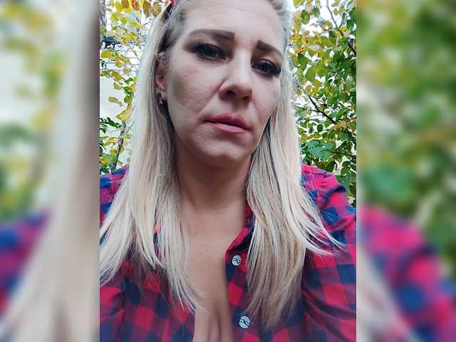 Sandra26a
