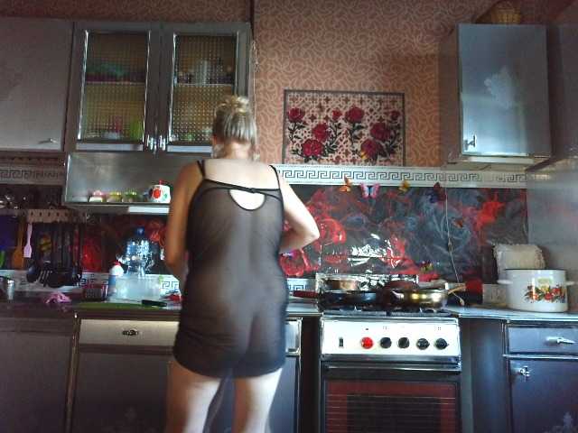 Sandra26a live cam on BongaCams