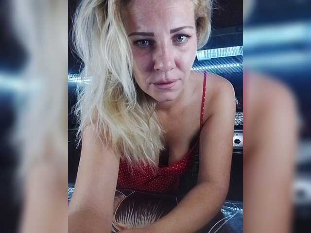 Sandra26a live cam on BongaCams
