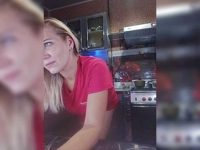 Sandra26a live cam on BongaCams