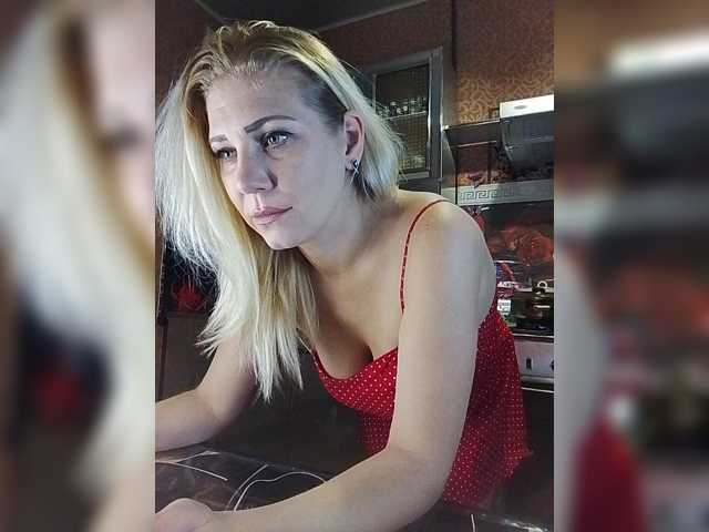 Sandra26a live cam on BongaCams