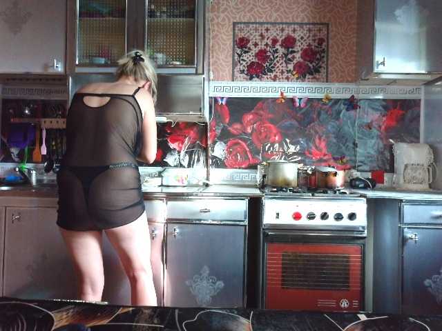 Sandra26a live cam on BongaCams