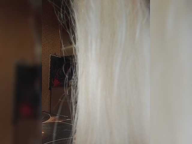 Sandra26a live cam on BongaCams