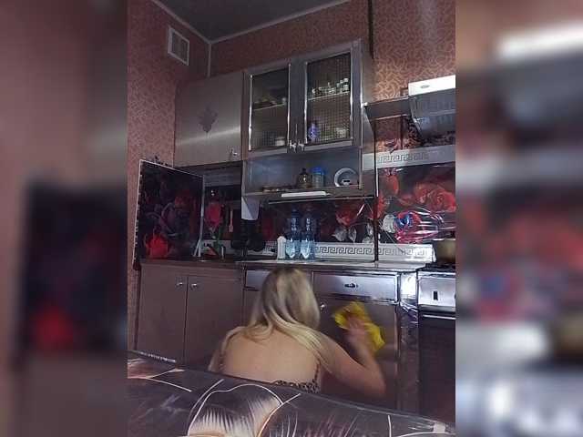 Sandra26a live cam on BongaCams