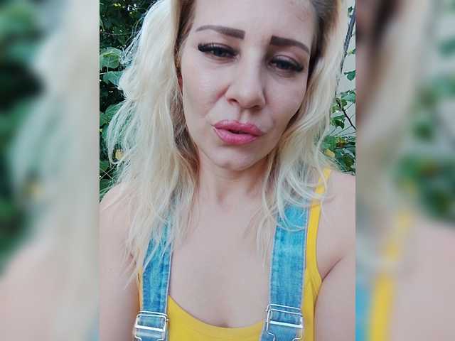 Sandra26a