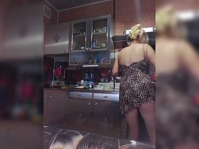 Sandra26a live cam on BongaCams