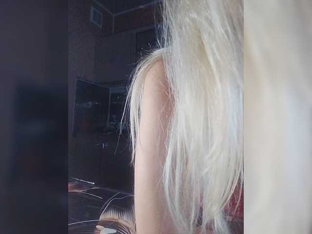 Sandra26a live cam on BongaCams