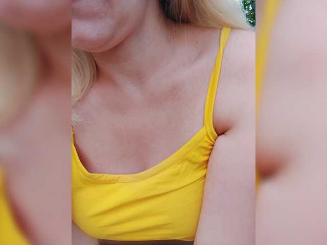 Sandra26a live cam on BongaCams