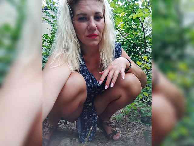 Sandra26a
