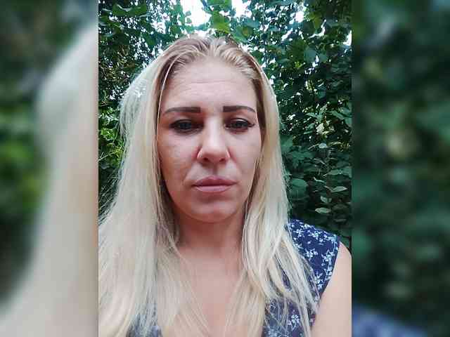 Sandra26a