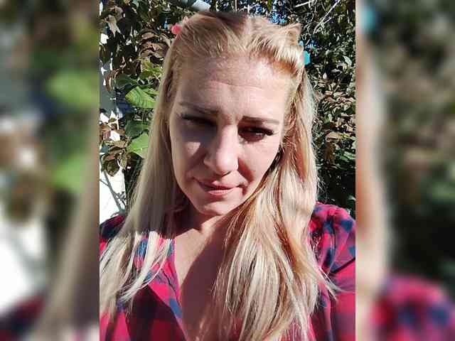 Sandra26a
