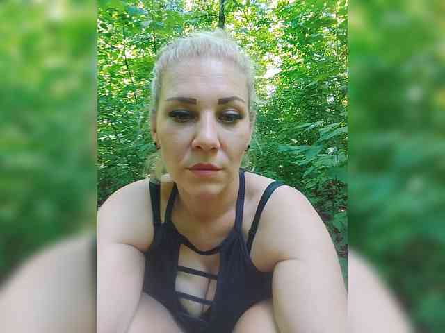Sandra26a