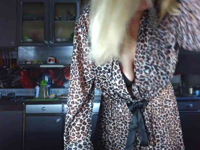 Sandra26a