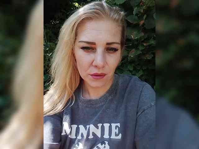 Sandra26a