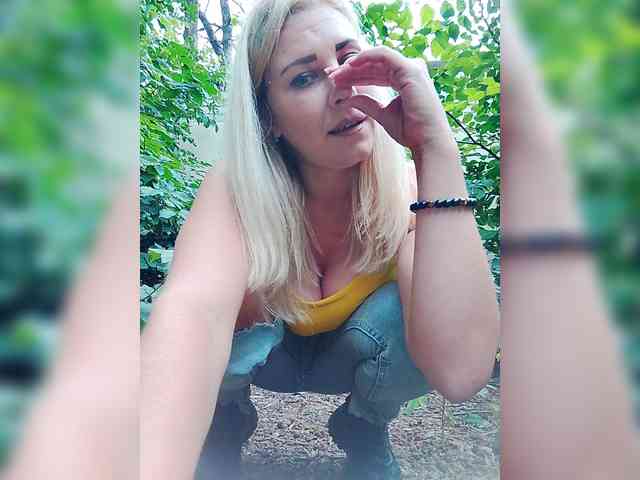 Sandra26a
