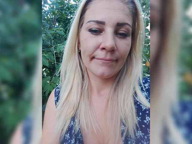 Sandra26a