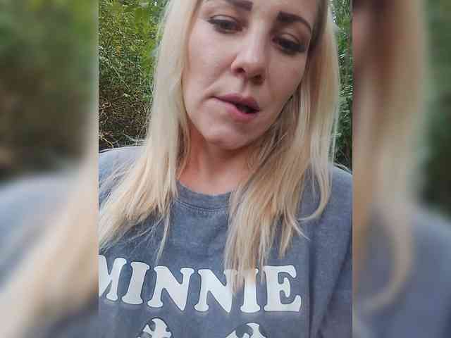 Sandra26a