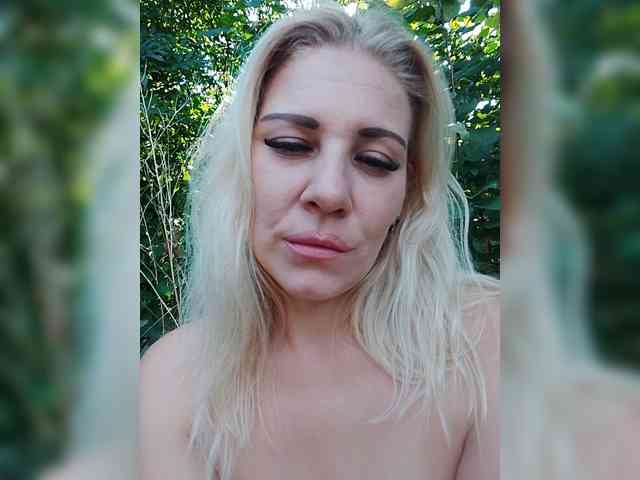 Sandra26a