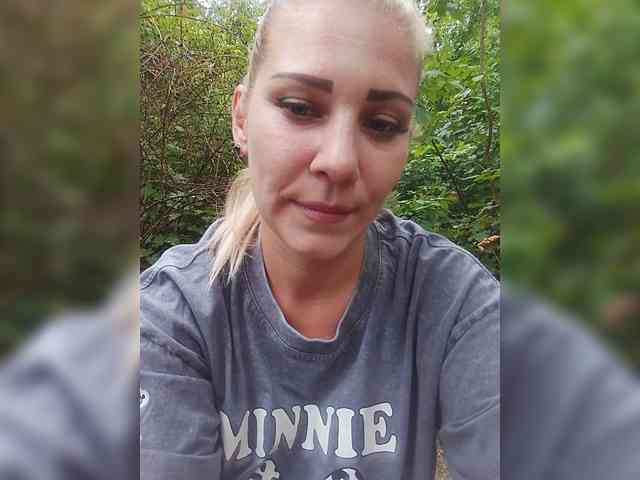 Sandra26a