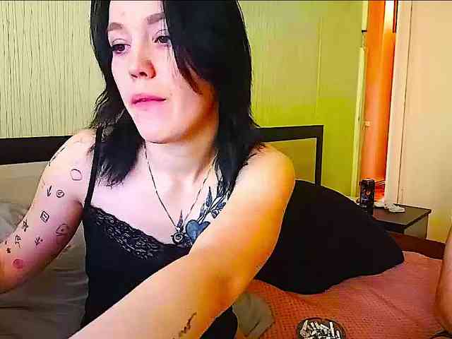 Модель: JennyCouple