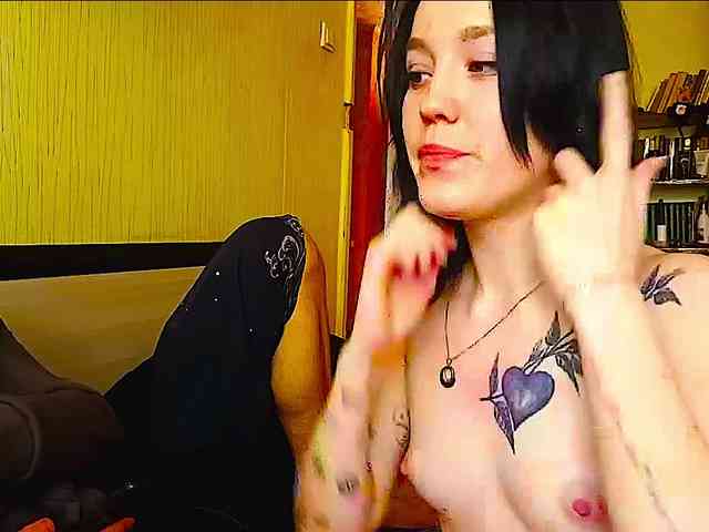 Модель: JennyCouple