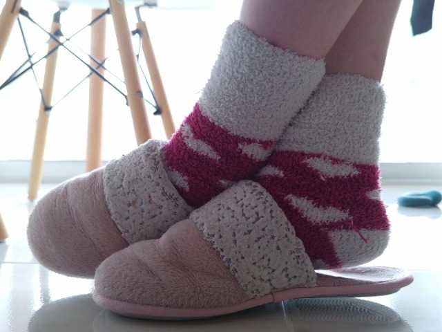 Feetbeth live cam on BongaCams