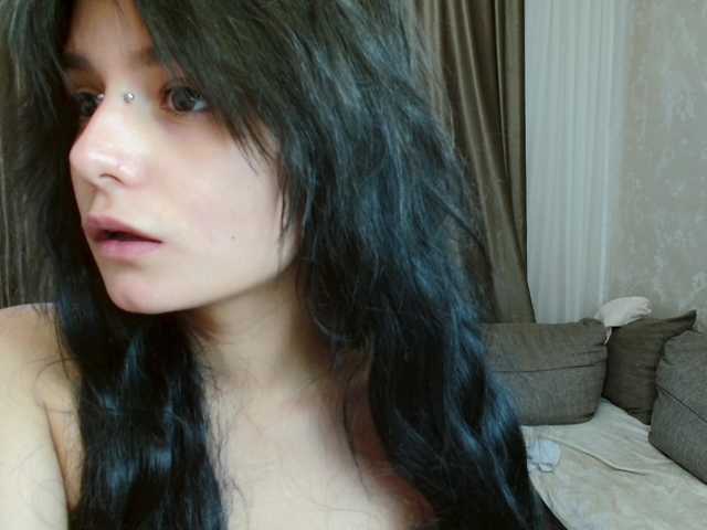 TheSluttyFox live cam on BongaCams
