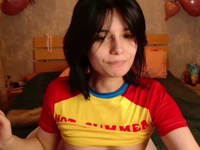 TheSluttyFox live cam on BongaCams