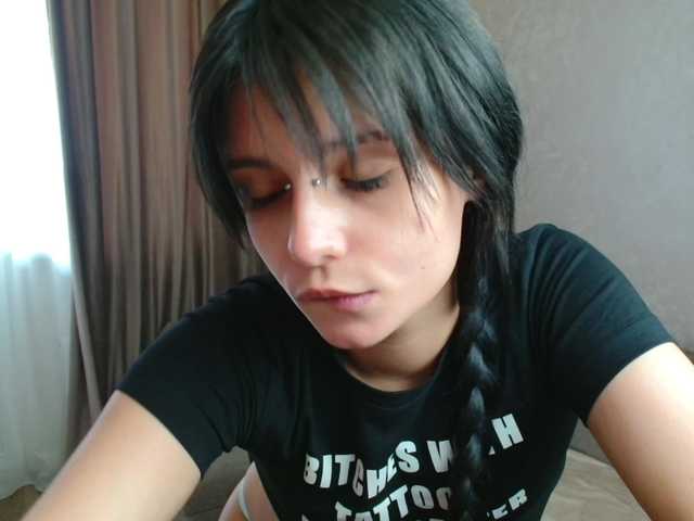 TheSluttyFox live cam on BongaCams