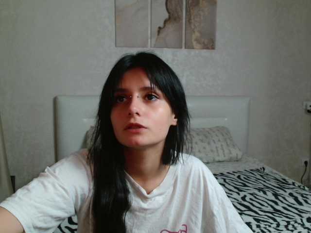 TheSluttyFox live cam on BongaCams