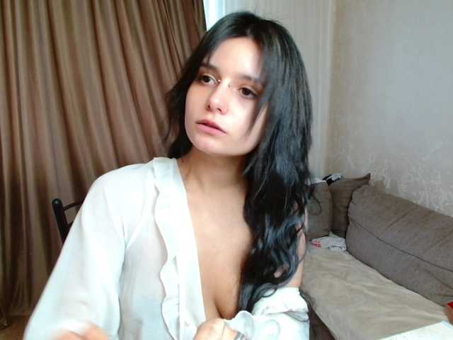 TheSluttyFox live cam on BongaCams