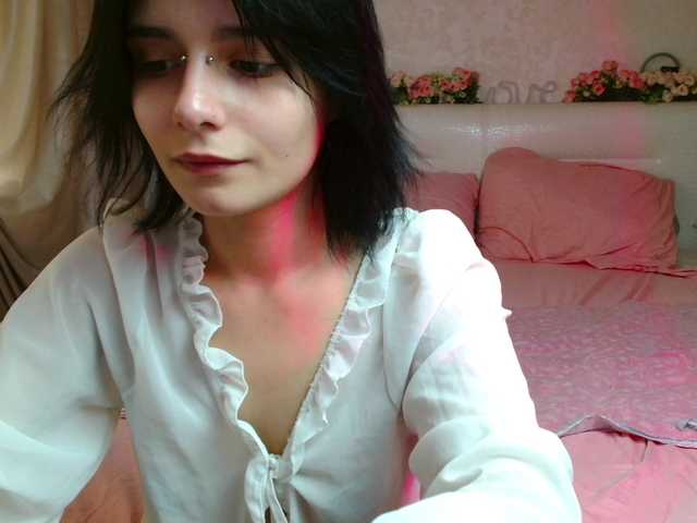 TheSluttyFox live cam on BongaCams