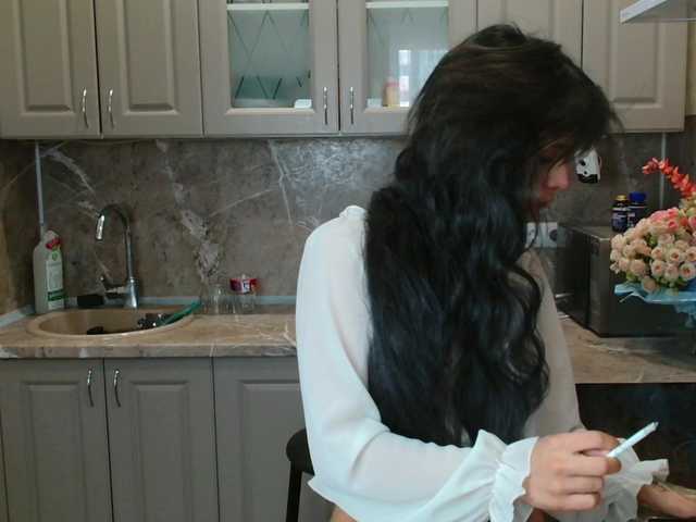 TheSluttyFox live cam on BongaCams