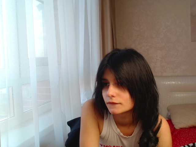TheSluttyFox live cam on BongaCams