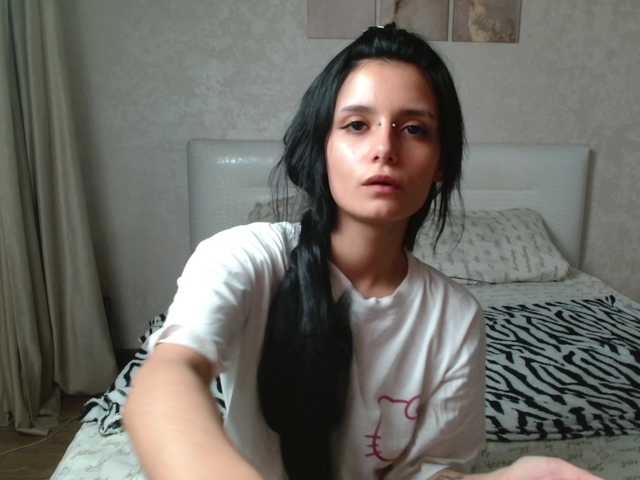TheSluttyFox live cam on BongaCams