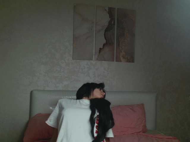 TheSluttyFox live cam on BongaCams