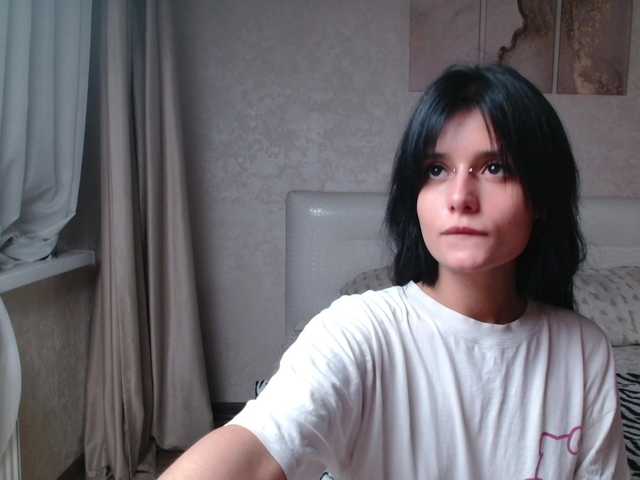TheSluttyFox live cam on BongaCams