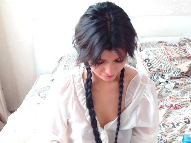 TheSluttyFox live cam on BongaCams