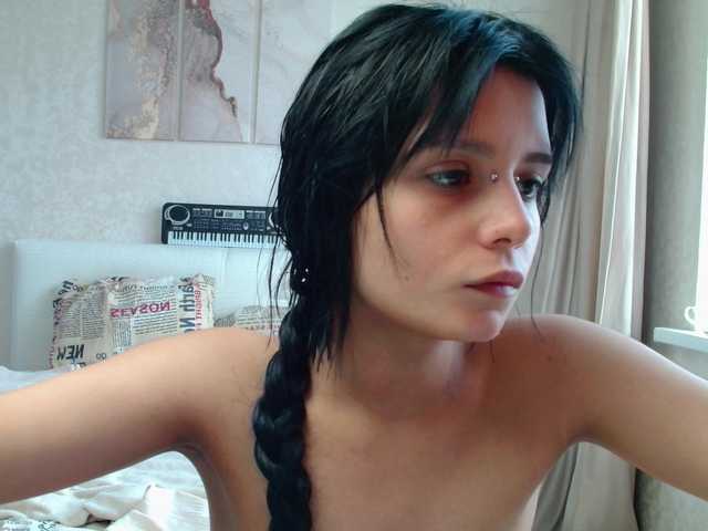 TheSluttyFox live cam on BongaCams