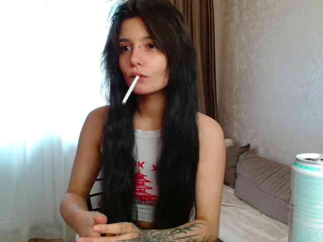 TheSluttyFox webcam