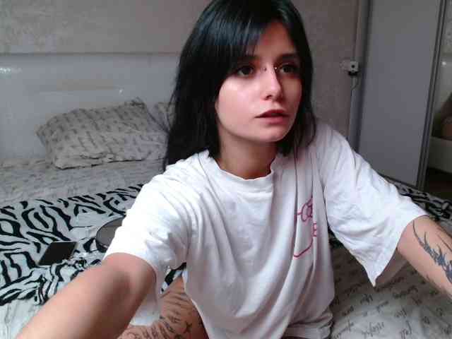 TheSluttyFox Sex Cam Show