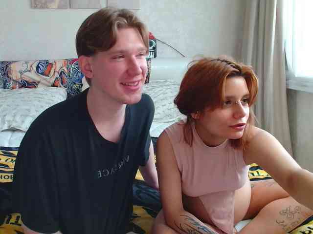 TheSluttyFox webcam