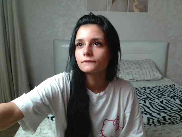 TheSluttyFox webcam