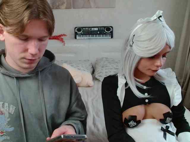 TheSluttyFox webcam