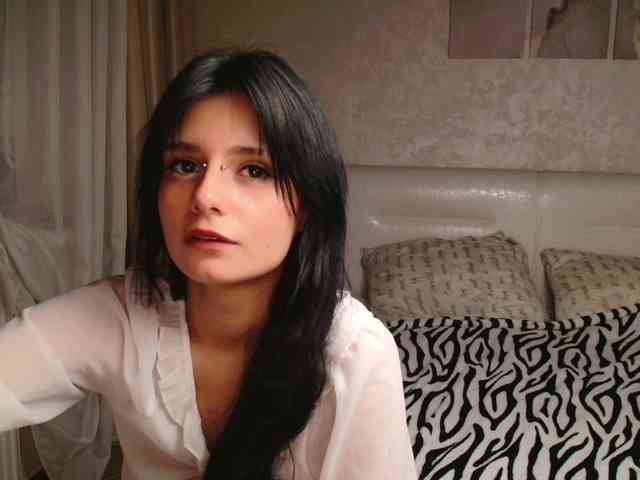 TheSluttyFox Sex Cam Show