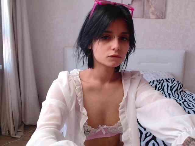 Модель: TheSluttyFox