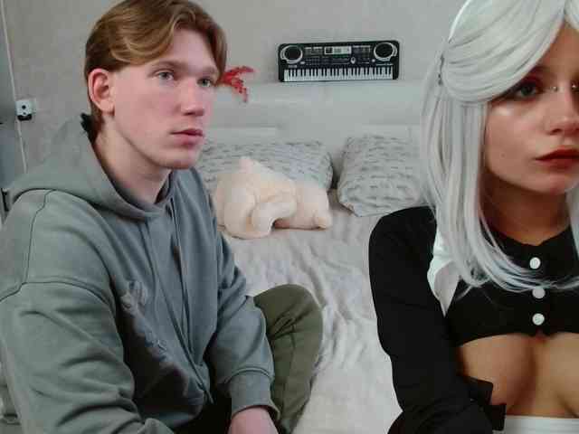 TheSluttyFox webcam