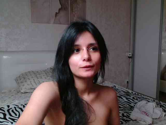 TheSluttyFox Sex Cam Show