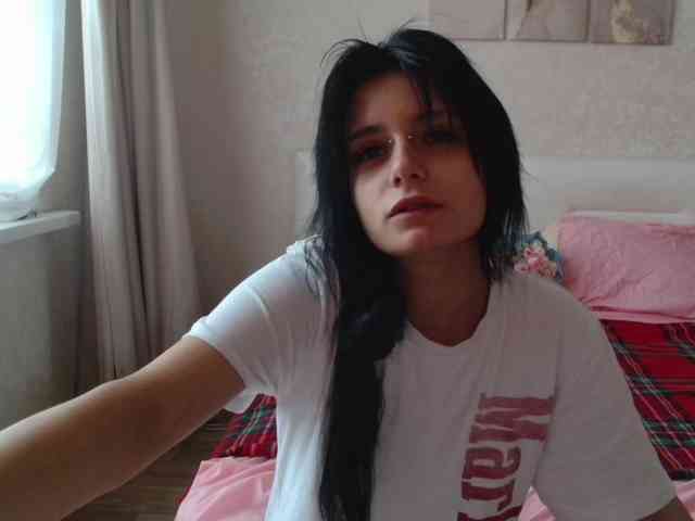 TheSluttyFox webcam