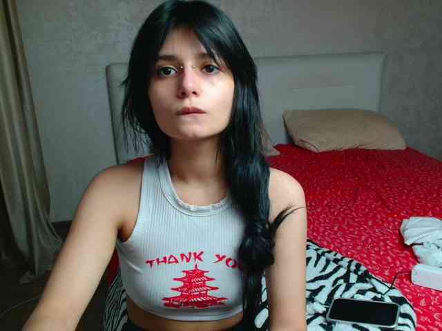 TheSluttyFox webcam